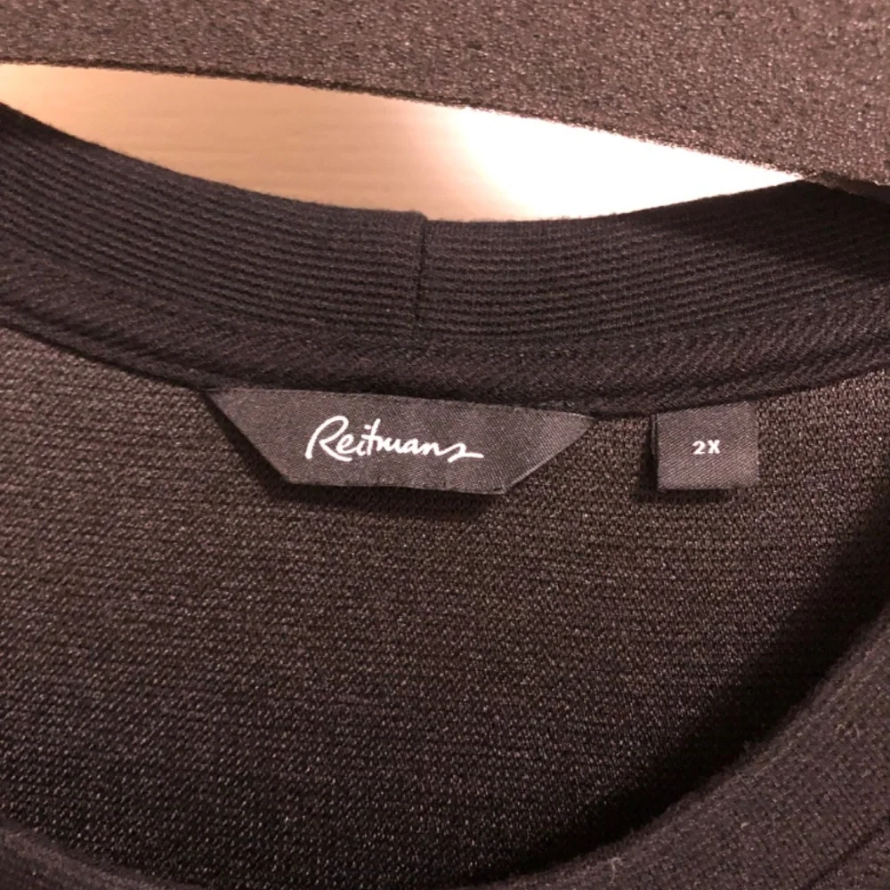 Black dress short sleeve knee length size 2X - Picture 2 of 3